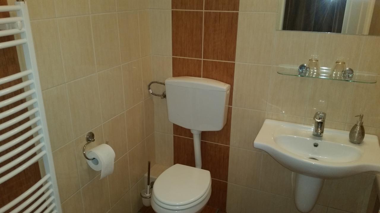 Hotel Sormester Szarvas Buitenkant foto
